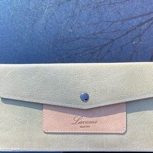 Lavemi SlimWallet